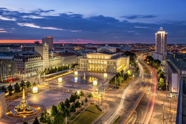 Wandbild Leipzig - Blaue Stunde über dem Augustusplatz (Motiv PK02)