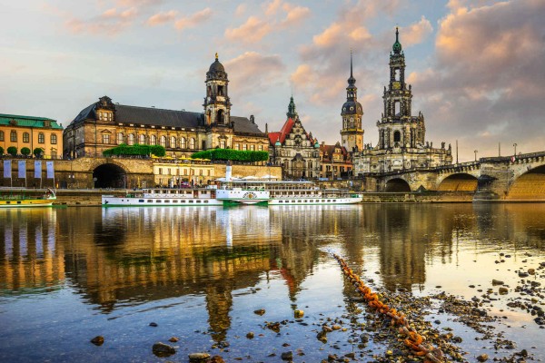 Wandbild Dresden - Die Kathedrale im Abendlicht (Motiv DMDD20)