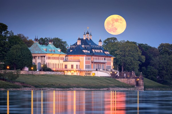 Wandbild Pillnitz - Schloss Pillnitz mit Vollmond (Motiv 00793)