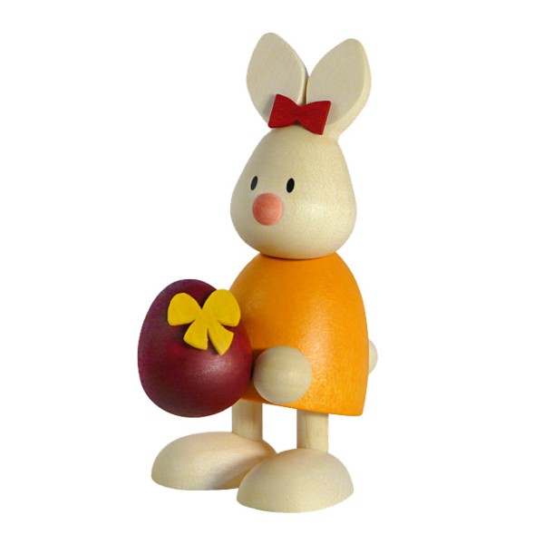 Hase Emma mit rotem Ei - Hobler Holzfigur - Osterdekoration