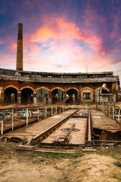 Wandbild Leipzig - Blick auf das alte Stellwerk am Kohlrabizirkus bei Sonnenuntergang (Motiv PZ09)